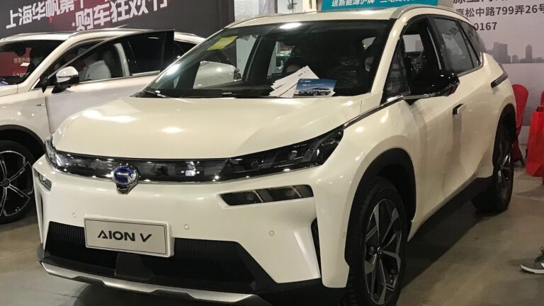 GAC AION V